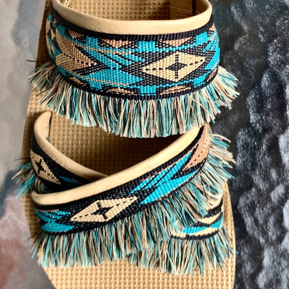 "Teva" southwest platform sandal. 8, EUC - Picture 12 of 14